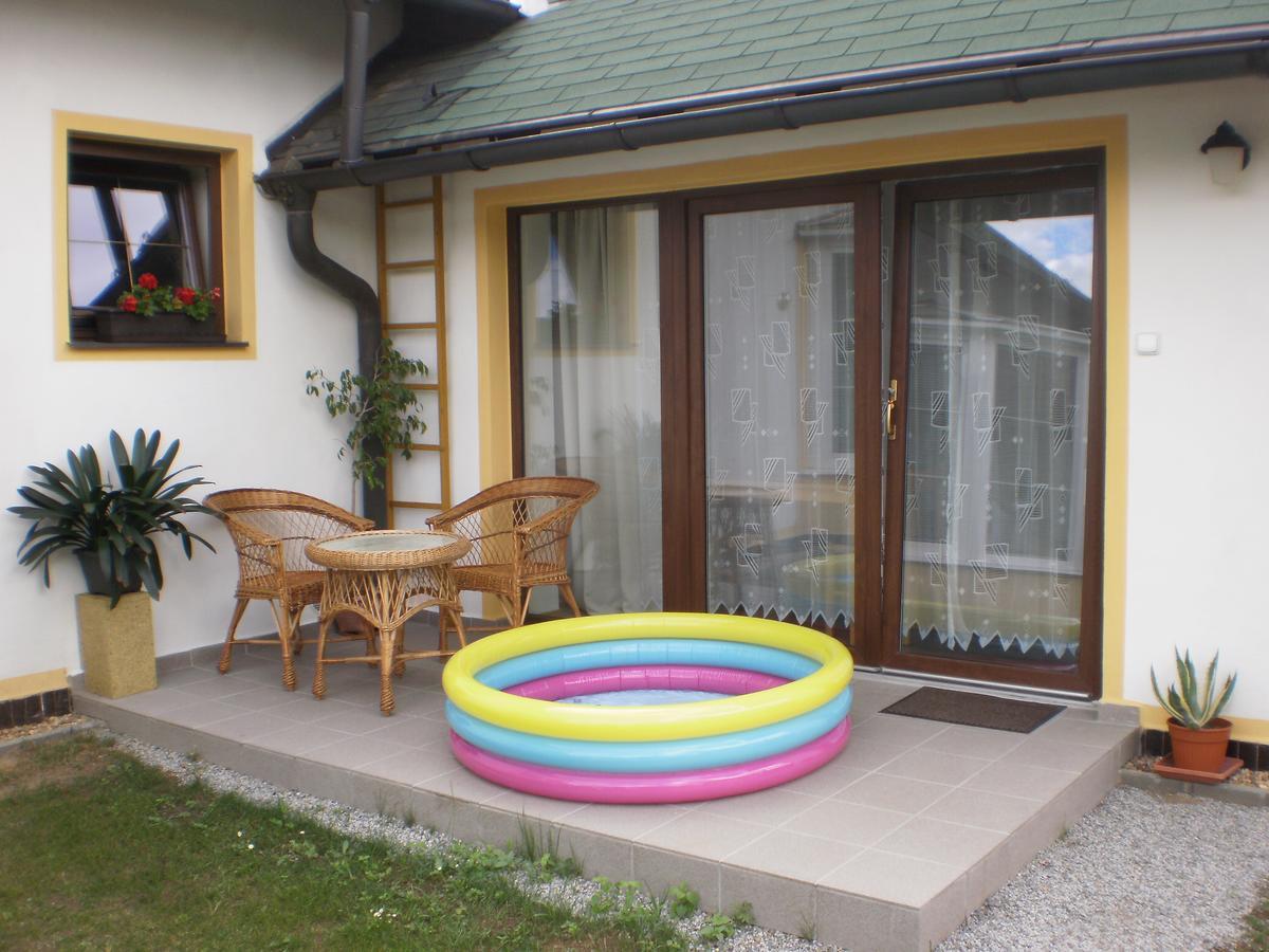 Appartamento Privat Buk 100 Jindřichŭv Hradec Esterno foto