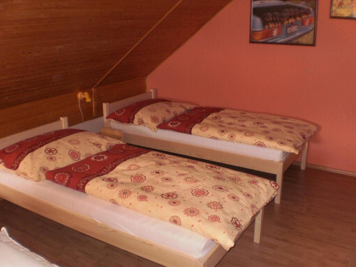 Appartamento Privat Buk 100 Jindřichŭv Hradec Esterno foto